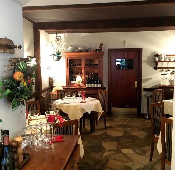 호텔 Restaurant Zum Onkel Jonathan