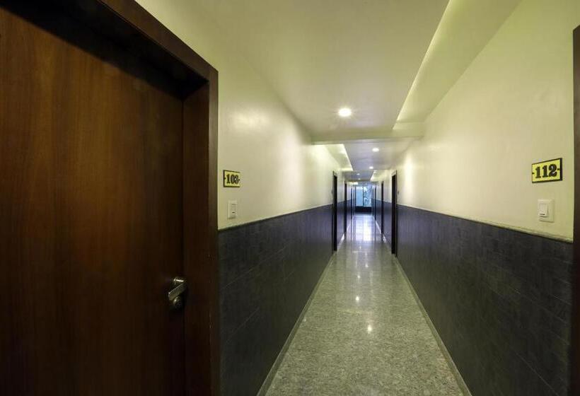 호텔 Collection O Satyan Inn