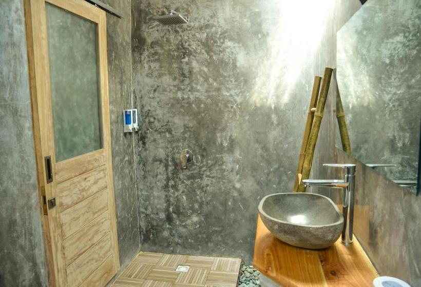 مبيت وإفطار Lavella Villas Kuta Lombok
