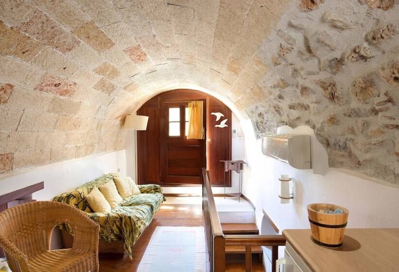 Vecchia Casa Kamara