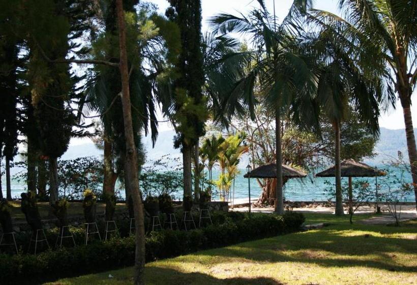 هتل Pandu Lakeside  Tuktuk