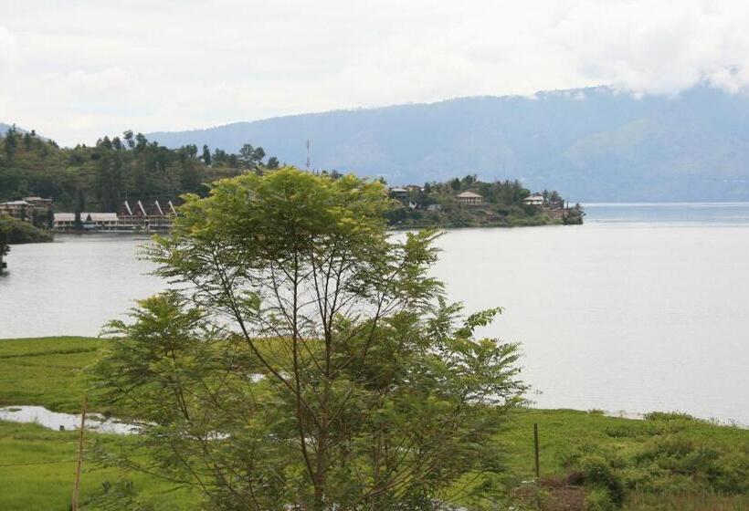 هتل Pandu Lakeside  Tuktuk