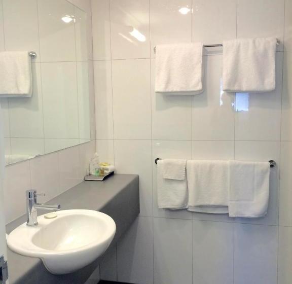 מוטל Parkview Motor Inn And Apartments