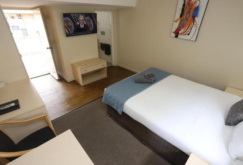 مُتل Sleepy Hill Motor Inn