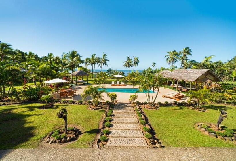 Waidroka Bay Resort
