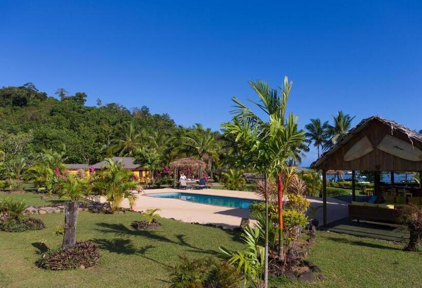 Waidroka Bay Resort