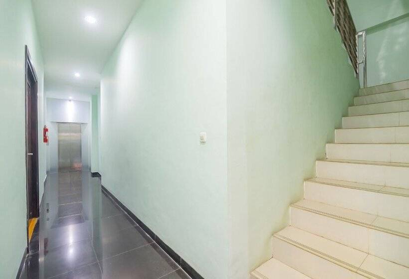 فندق Appartel Cempaka By Oyo Rooms