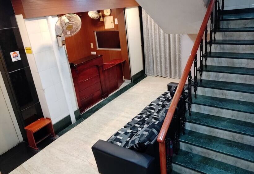 هتل The Mount Regency