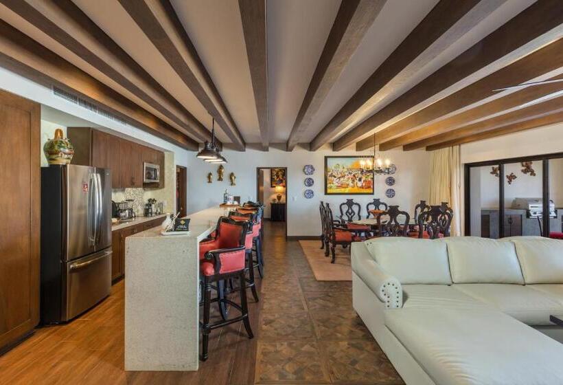 Vista Encantada Spa Resort & Residences