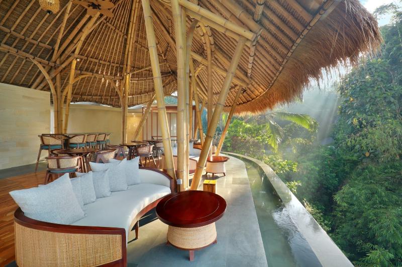 Отель Aksari Luxury Resort & Spa Ubud By Ini Vie Hospitality