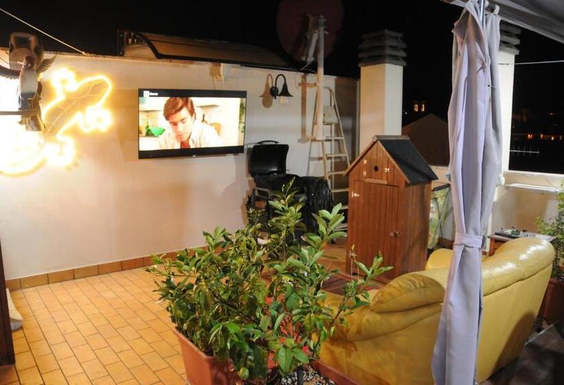 تختخواب و صبحانه La Casa Di Luna