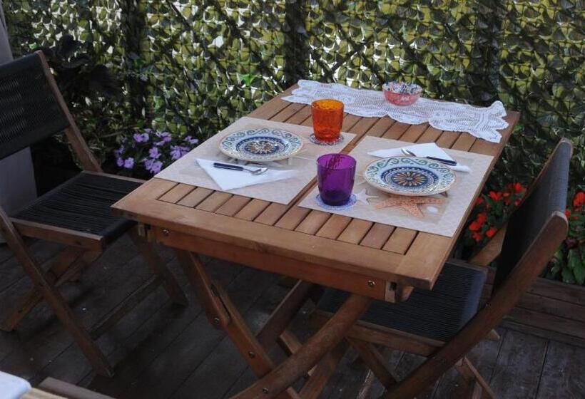 تختخواب و صبحانه La Casa Di Luna