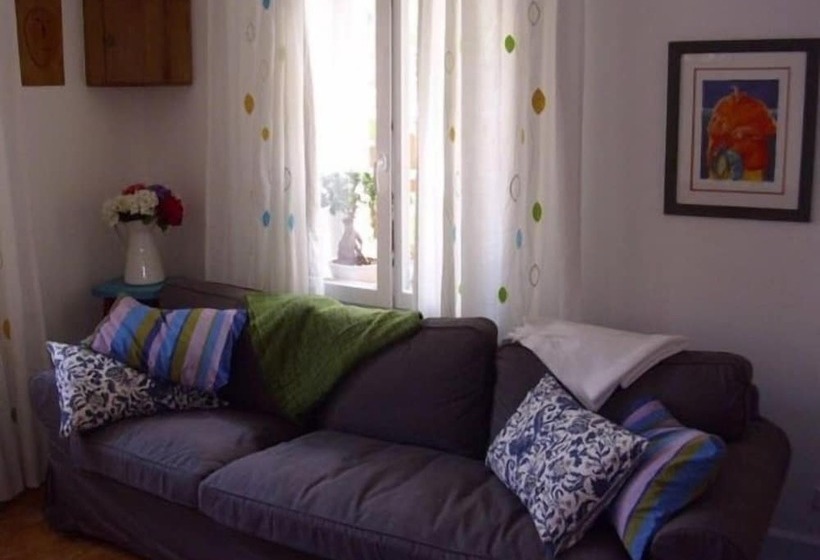 تختخواب و صبحانه Lazy House Bad Dürkheim