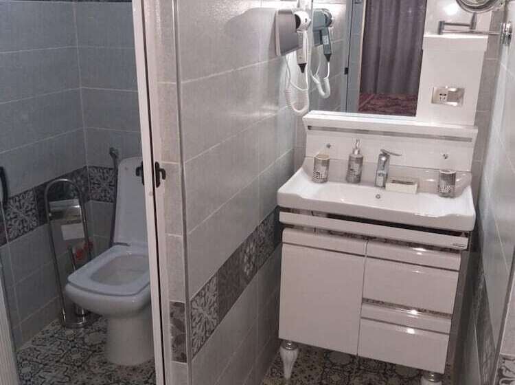 هتل Lahlou Riad Cafeteria