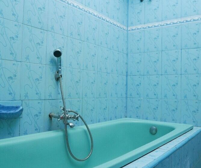 هتل Niaga By Oyo Rooms