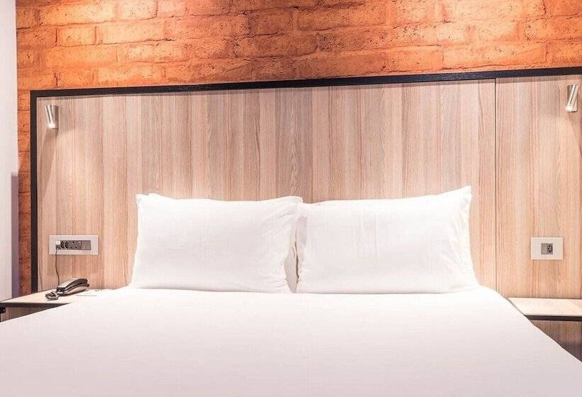 Onomo Hotel Maputo