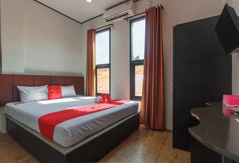 هتل Reddoorz Near Jalan Sudirman Padang