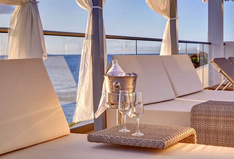 هتل Royalton Grenada, An Autograph Collection Allinclusive Resort
