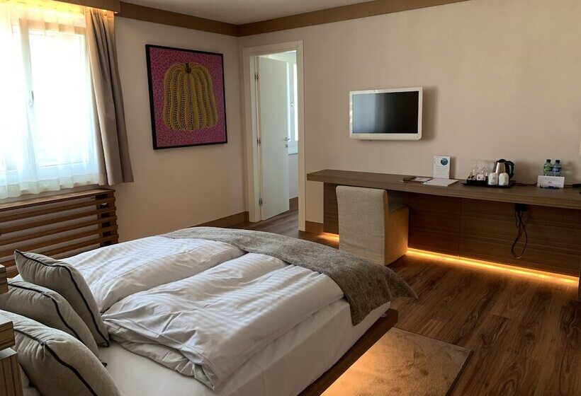 ホテル Hôtel Rallye & Entrées Aux Bains De La Gruyère