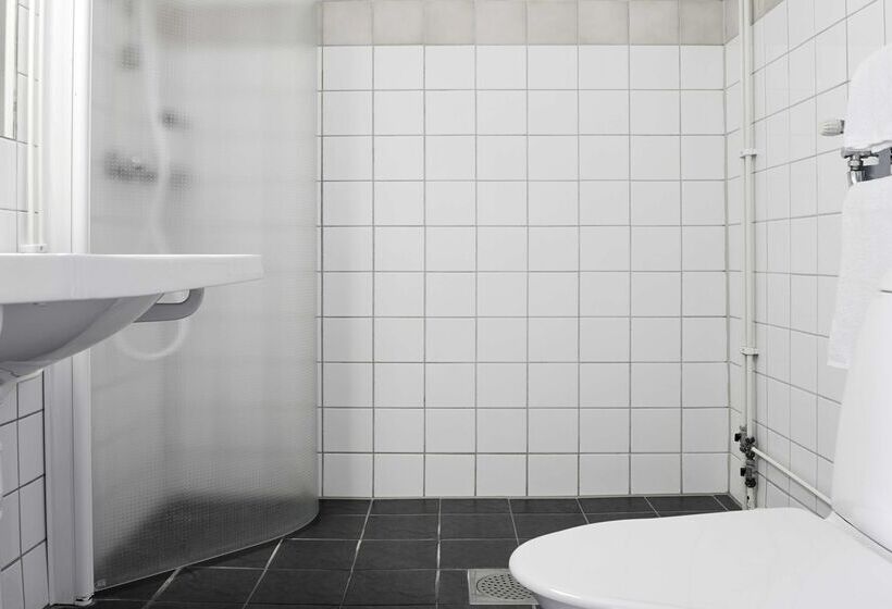 هتل Scandic Segevång