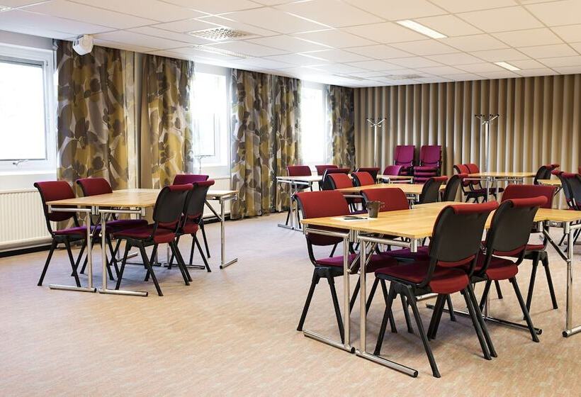 هتل Scandic Sundsvall Nord