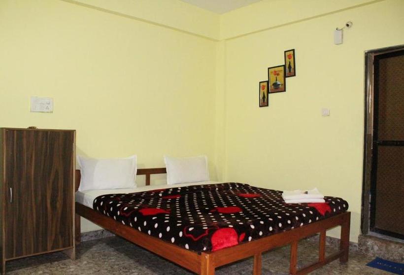 هتل Navdurga Holidays