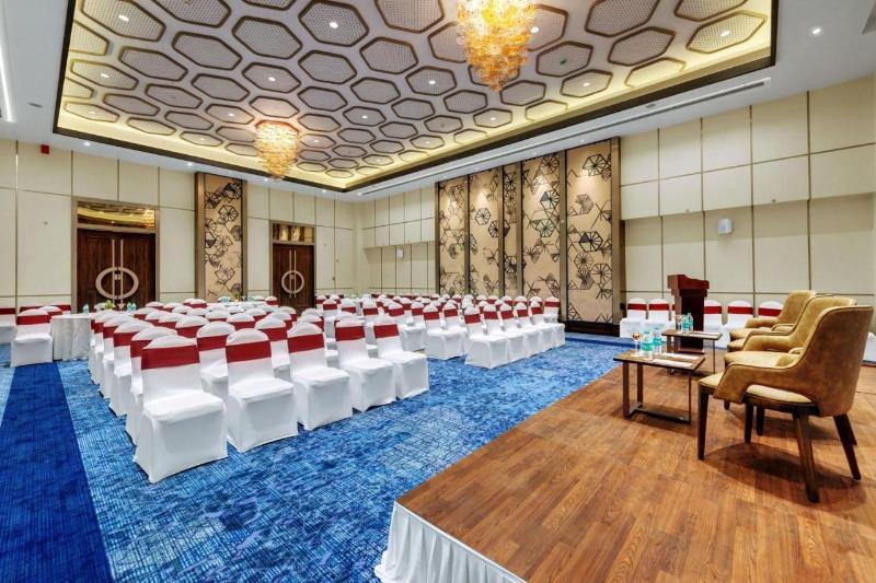 Отель The Fern Residency, Karad