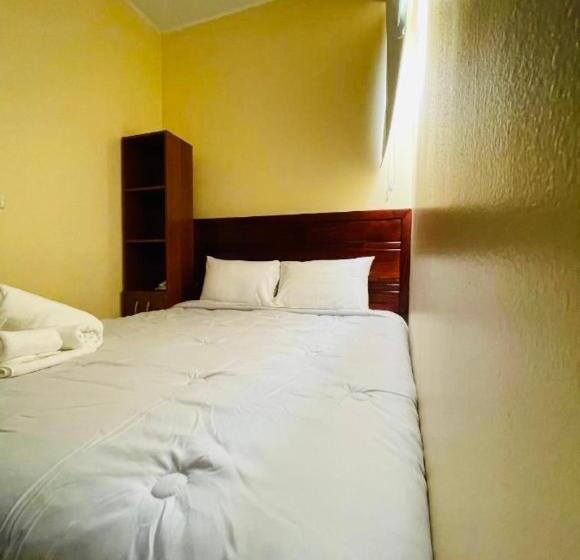 هتل Blu Bascuñan