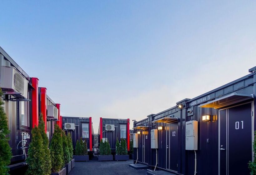 فندق R9 The Yard Mokakumakura