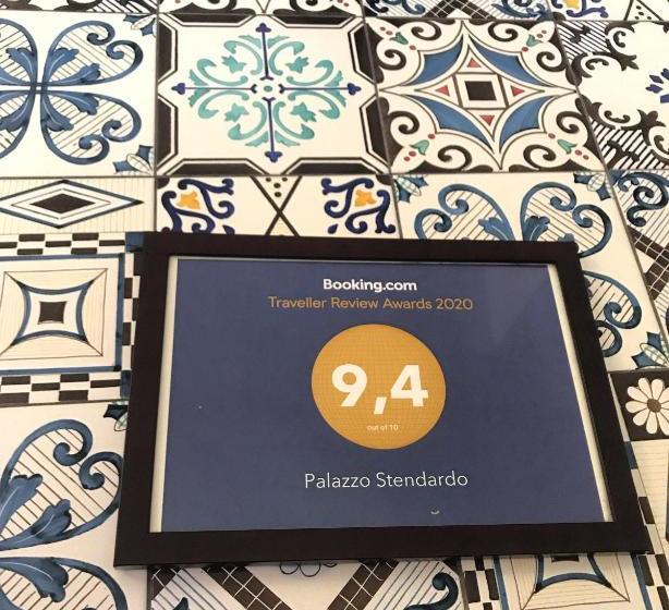 ベッドアンドブレックファースト Palazzo Stendardo