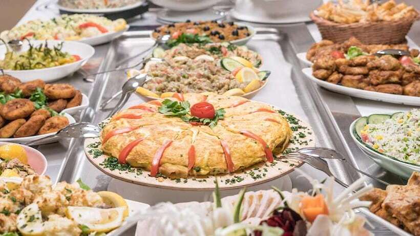 هتل Golden Tulip Royaume