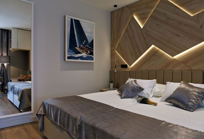 هتل Sailor Boutique Rooms
