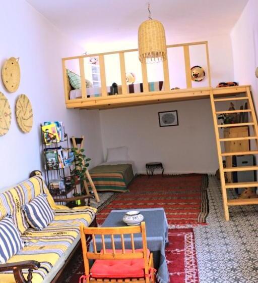 Art Riad Au Bord De La Mer