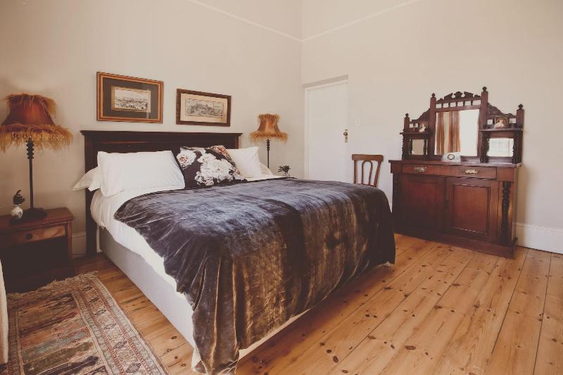 住宿加早餐  The Victorian Strand