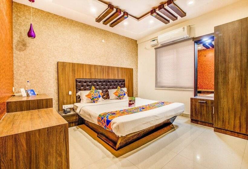 בית מלון כפרי Fabexpress Mayuri Residency   Hal Old Airport Road