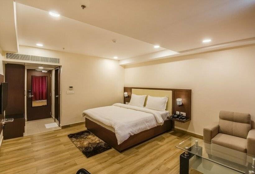 هتل Karunya Residency