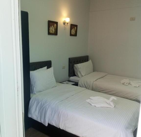 هتل New Panorama Palace