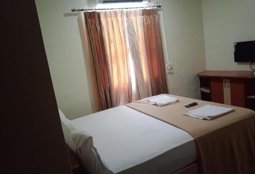 هتل Park Inn Beach Resort