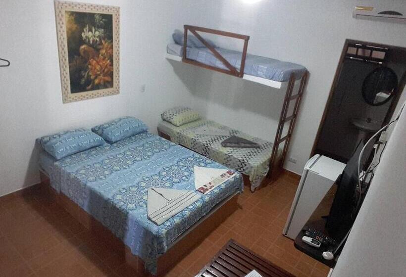 هتل Pousada Na Praia Ubatuba