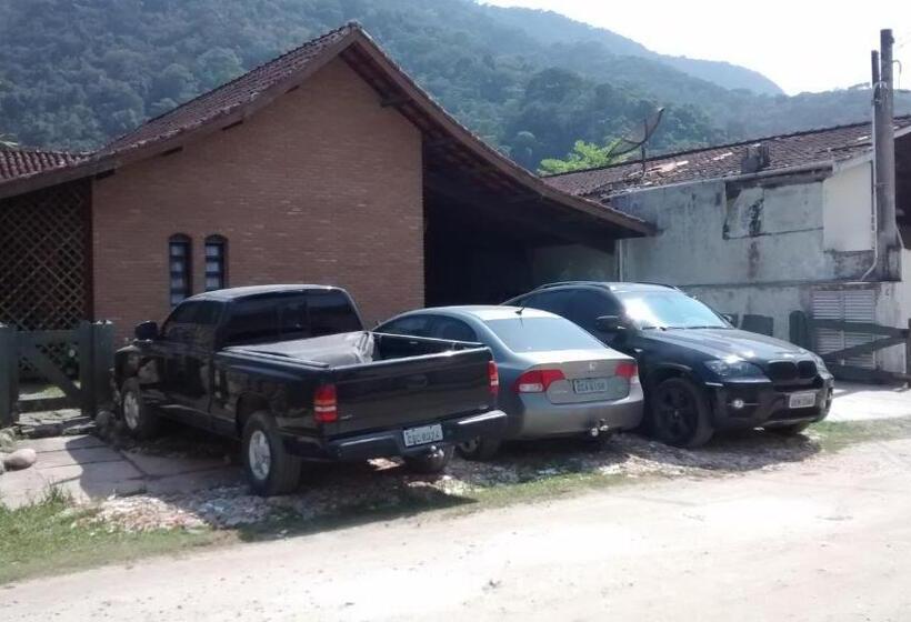هتل Pousada Na Praia Ubatuba