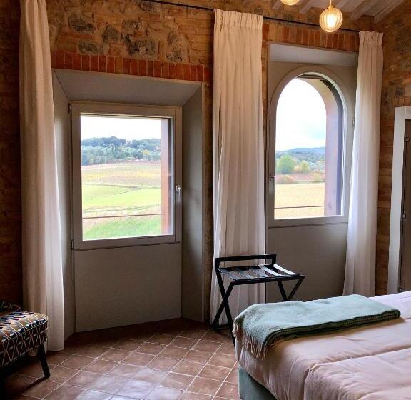 فندق ريفى Locanda Dei Logi