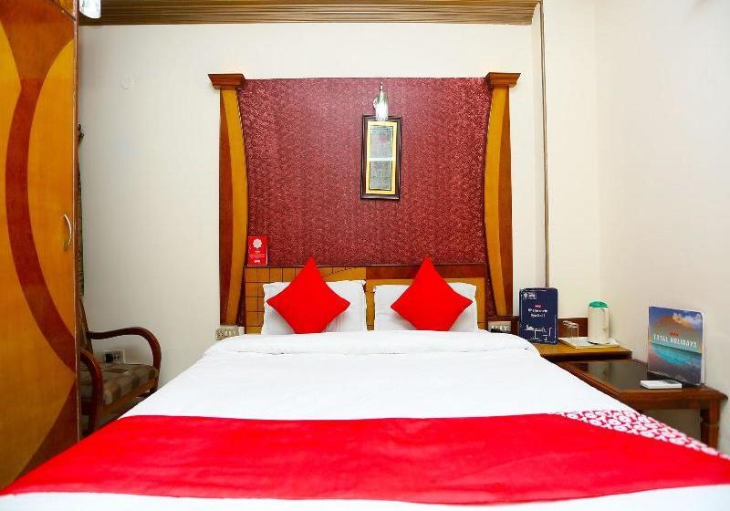 Minar Hotel By Oyo