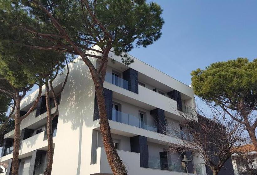 Residence Filmare