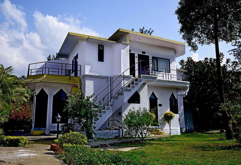 אתר נופש Sunita Corbett Retreat By Opensky