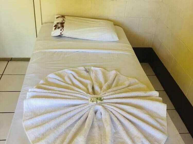 Transit Motel   Hostel