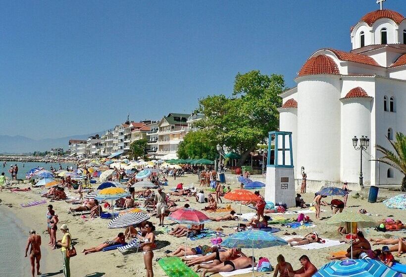 ユースホステル Villa Pigasos