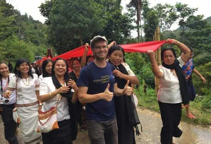 تختخواب و صبحانه Mama Tia Family Homestay