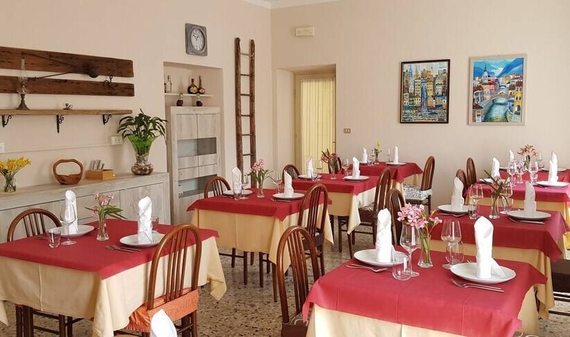 مسافرخانه Albergo Meuble  Olivi