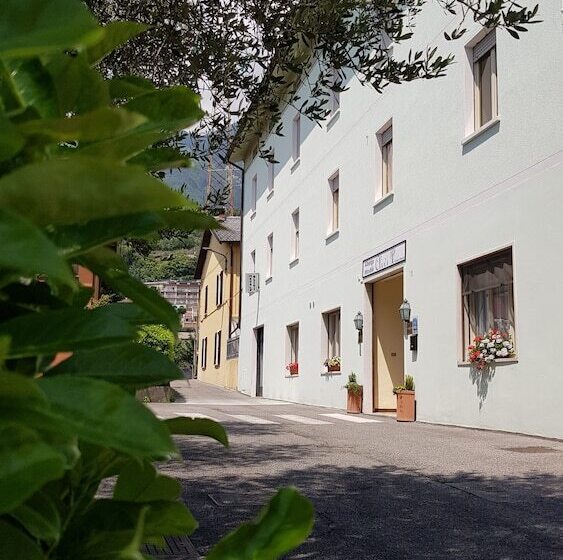 مسافرخانه Albergo Meuble  Olivi