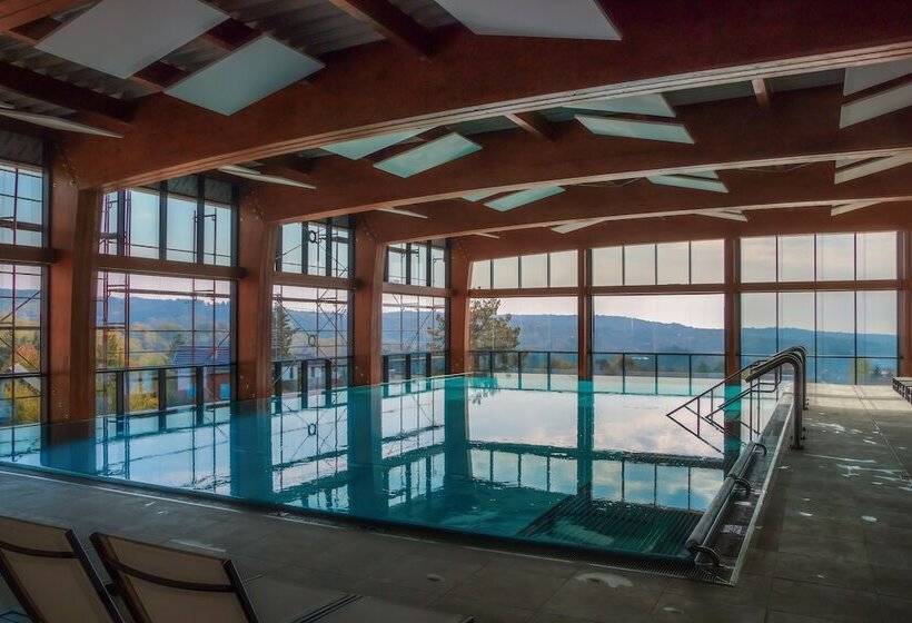 هتل Etno Naselje Vrdnička Kula